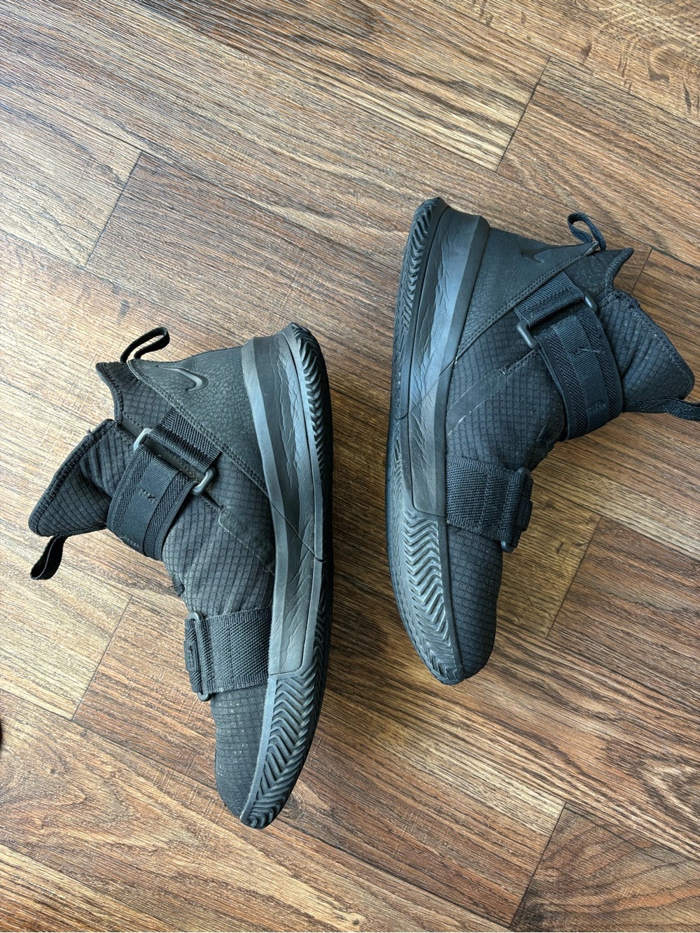 Nike LeBron Soldier 13 SFG Triple Black Basketball Shoes Men's Size 12 - Picture 15 of 16